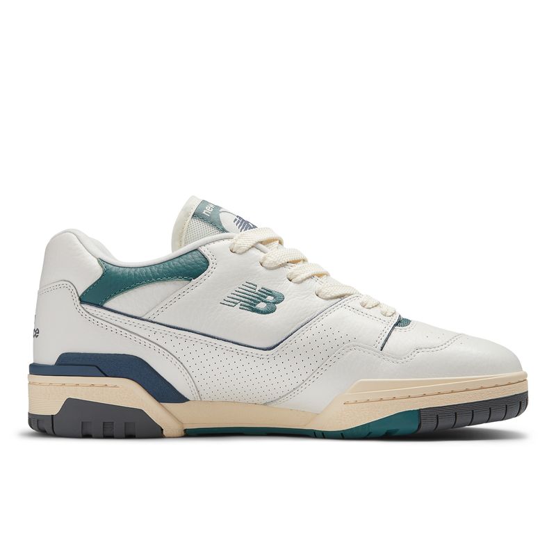 Tenis-new-balance-para-hombre-Bb550-para-moda-color-blanco.-20