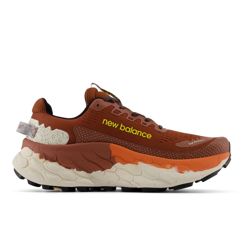 Tenis-new-balance-para-hombre-More-Trail-V3-para-correr-color-cafe.-20