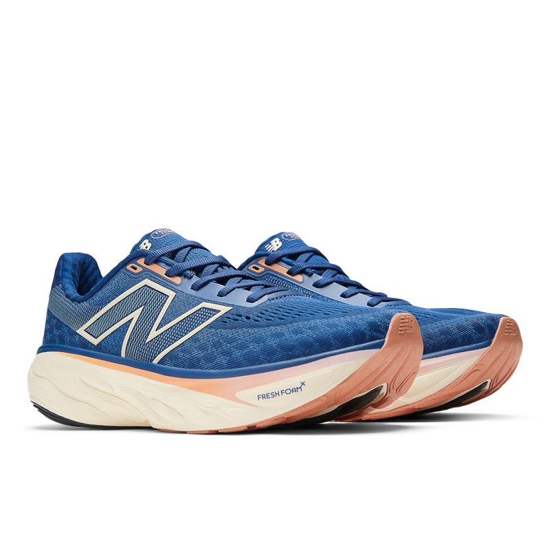 Tenis-new-balance-para-mujer-1080-V14-para-correr-color-azul.-Pares-Diagonal-Izquierda