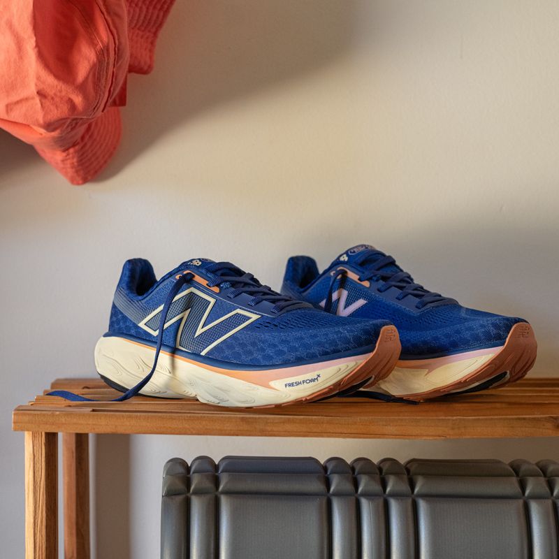 Tenis-new-balance-para-mujer-1080-V14-para-correr-color-azul.-14