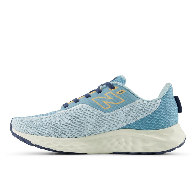 Tenis-new-balance-para-mujer-Arishi-V4-para-correr-color-azul.-Lateral-Izquiersa