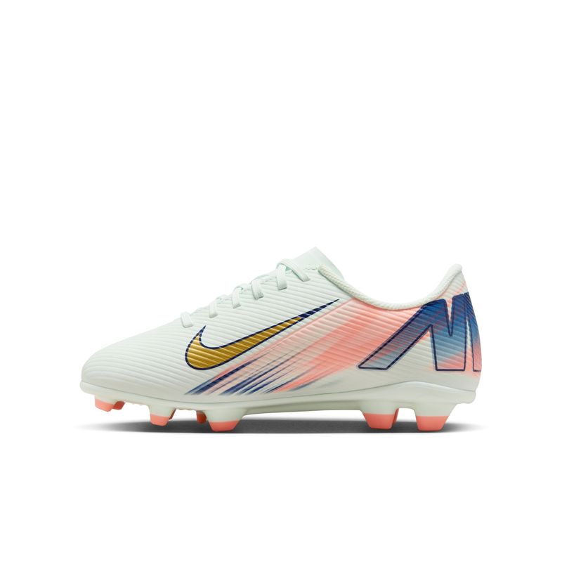 Guayos-nike-para-niño-Jr-Vapor-16-Club-Mds-Fg-Mg-para-futbol-color-verde.-Lateral-Interna-Derecha