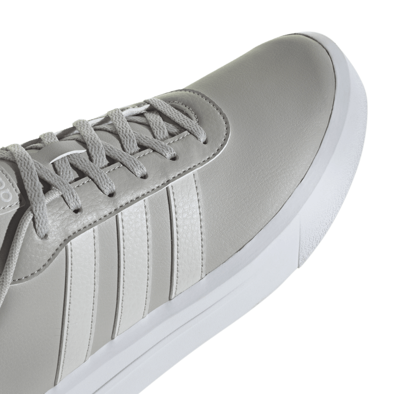 Tenis-adidas-para-mujer-Court-Platform-para-moda-color-gris.-Lateral-Y-Suela