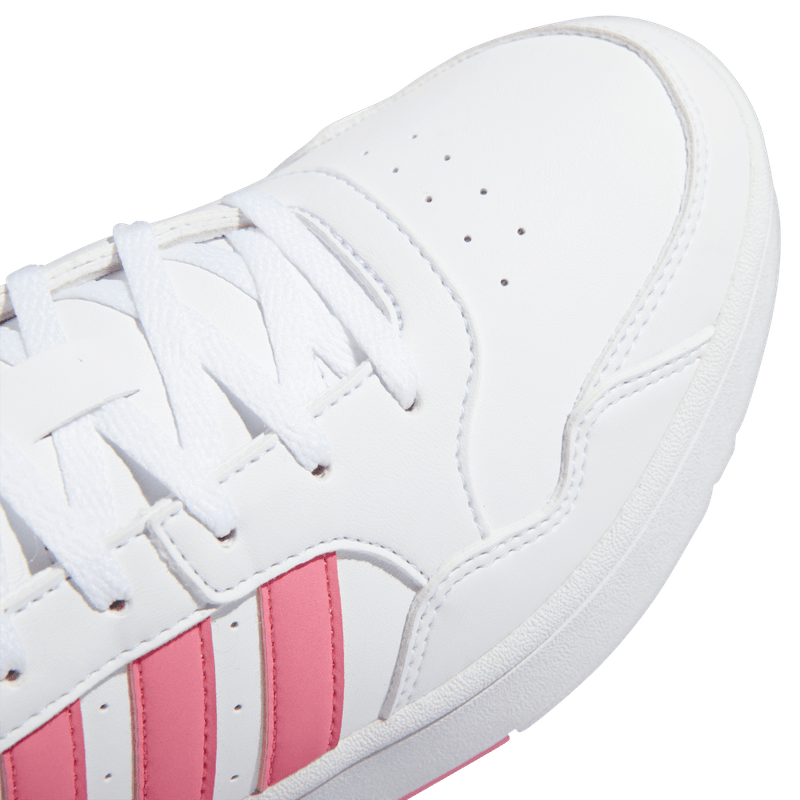 Tenis-adidas-para-mujer-Hoops-3.0-Bold-W-para-baloncesto-color-blanco.-Par-Laterales