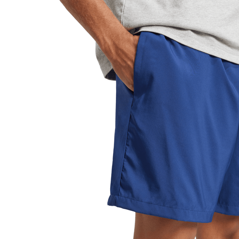 Pantaloneta-adidas-para-hombre-M-Lin-Chelsea-para-moda-color-azul.-Detalle-1