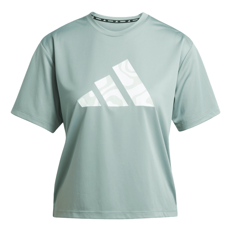 Camiseta-Manga-Corta-adidas-para-mujer-Run-It-Bl-Tee-W-para-correr-color-verde.-Frontal-Sobre-Modelo