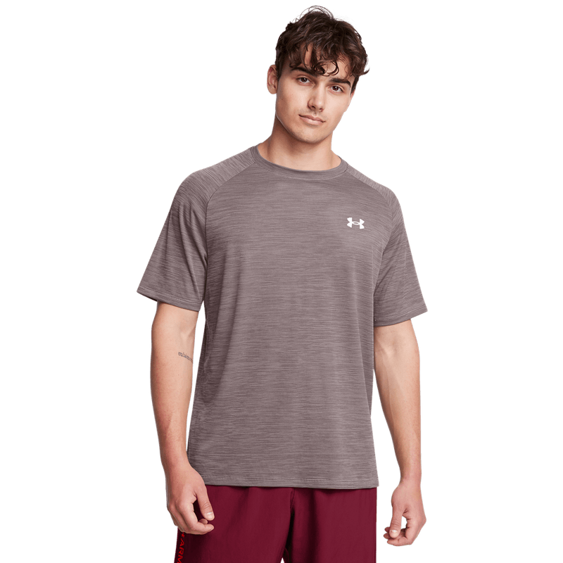 Camiseta-Manga-Corta-under-armour-para-hombre-Ua-Tech-Textured-Ss-para-entrenamiento-color-gris.-Frente-Sin-Modelo