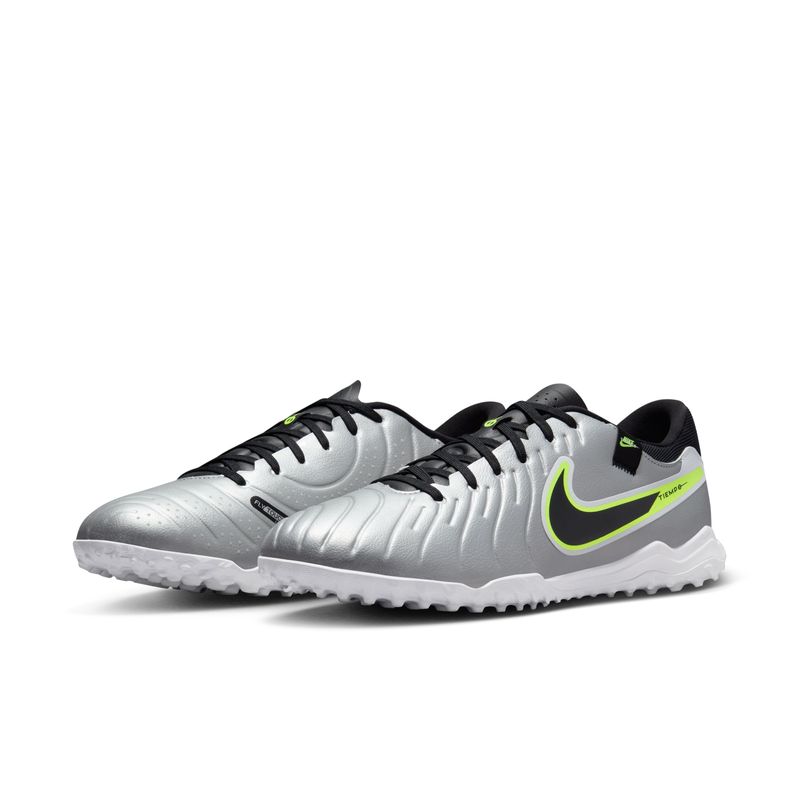 Guayos-nike-para-hombre-Legend-10-Academy-Tf-para-futbol-color-gris.-Par-Alineados