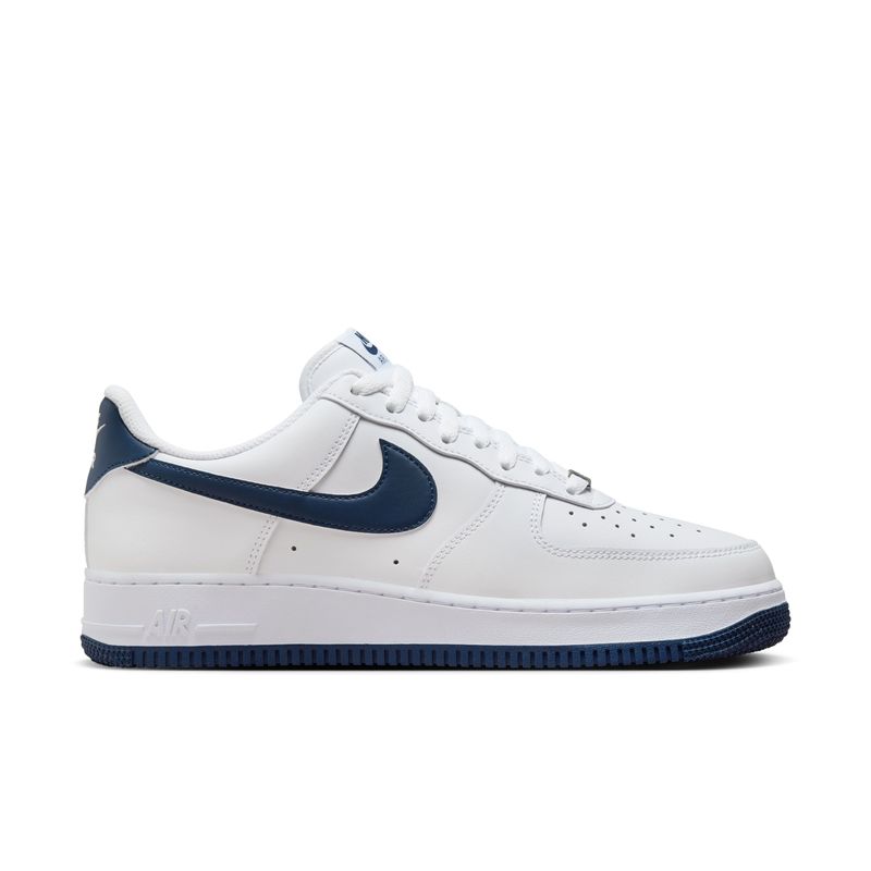 Tenis-nike-para-hombre-Air-Force-1-07-para-moda-color-blanco.-Lateral-Externa-Derecha