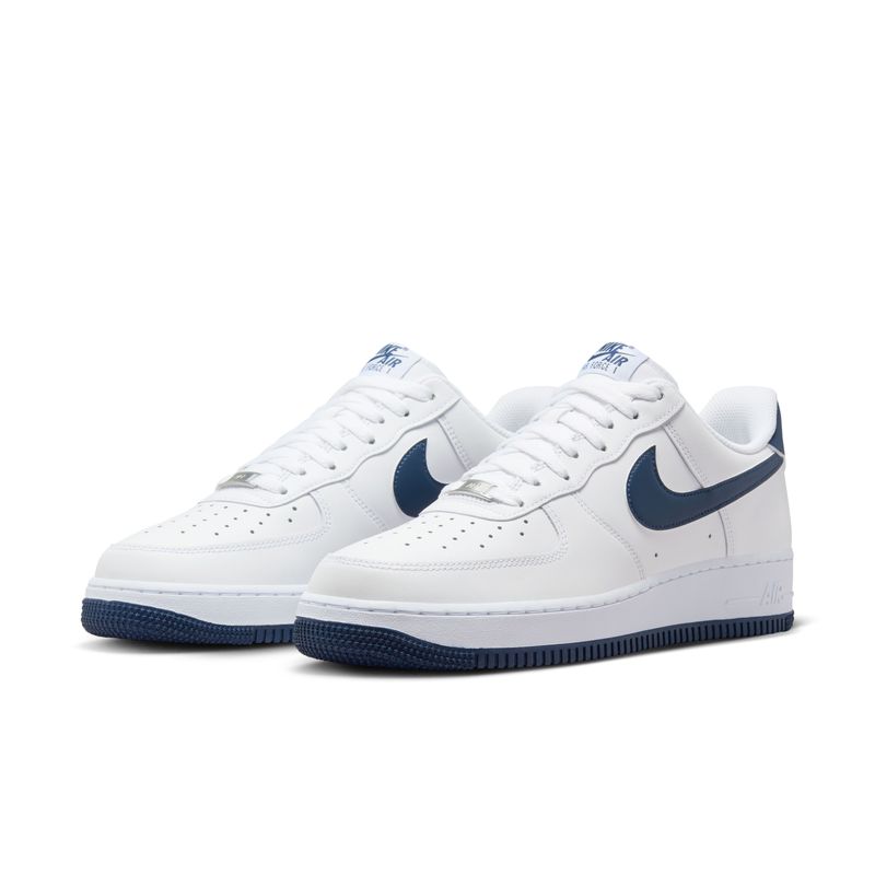 Tenis-nike-para-hombre-Air-Force-1-07-para-moda-color-blanco.-Par-Alineados