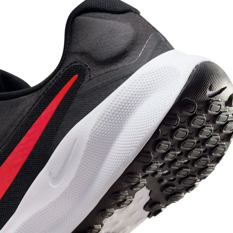 Tenis-nike-para-hombre-Nike-Revolution-7-para-correr-color-negro.-Detalle-2