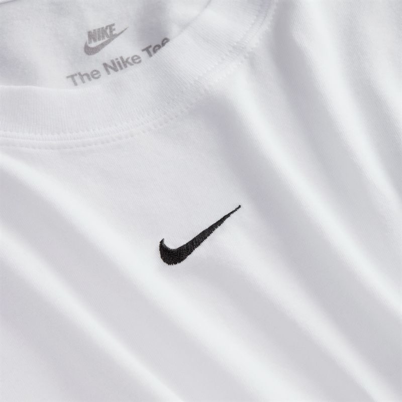 Camiseta-Manga-Corta-nike-para-mujer-W-Nsw-Nk-Chll-Knt-Md-Crp-para-moda-color-blanco.-Vista-Posterior-Modelo-