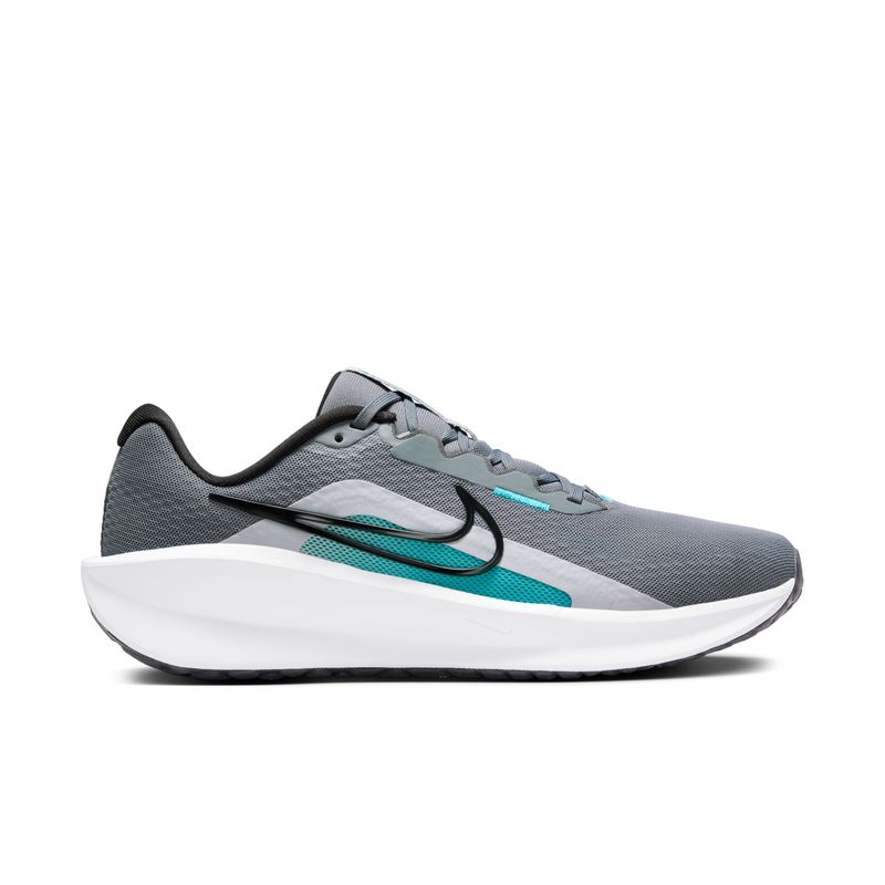 Tenis-nike-para-hombre-Nike-Downshifter-13-para-correr-color-gris.-Lateral-Externa-Derecha