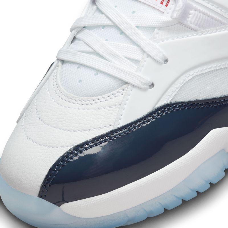 Tenis-nike-para-hombre-Jumpman-Two-Trey-C-O-para-moda-color-blanco.-Detalle-1