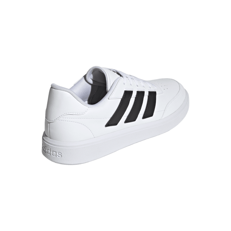 Tenis-adidas-para-hombre-Courtblock-para-moda-color-blanco.-Par-Laterales