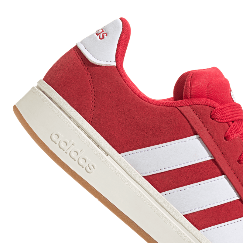 Tenis-adidas-para-hombre-Grand-Court-Alpha-0-para-moda-color-rojo.-Lateral-Y-Suela