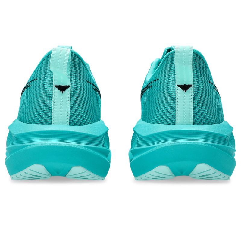 Tenis-asics-para-mujer-Novablast-5-para-correr-color-azul.-Talon