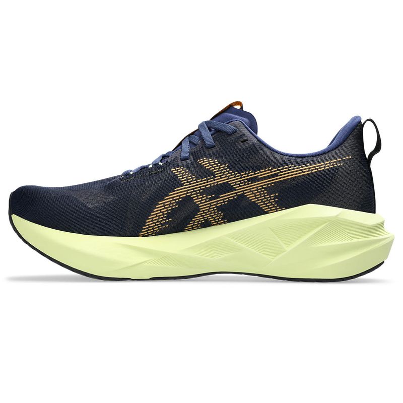 Tenis-asics-para-hombre-Novablast-5-para-correr-color-azul.-Lateral-Externa-Izquierda