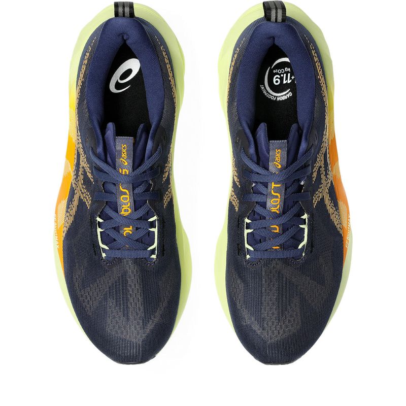 Tenis-asics-para-hombre-Novablast-5-para-correr-color-azul.-Capellada