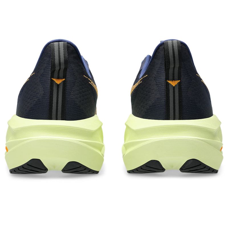 Tenis-asics-para-hombre-Novablast-5-para-correr-color-azul.-Talon