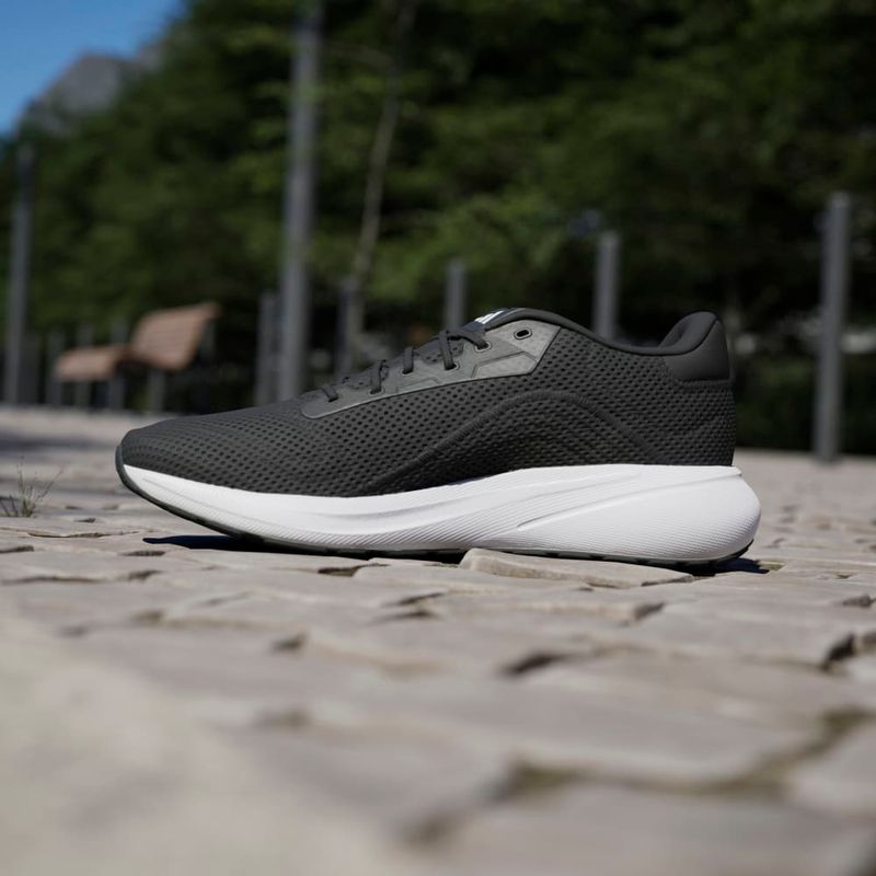 Tenis-adidas-unisex-Response-Runner-U-para-correr-color-negro.-Mktg-Vista-6