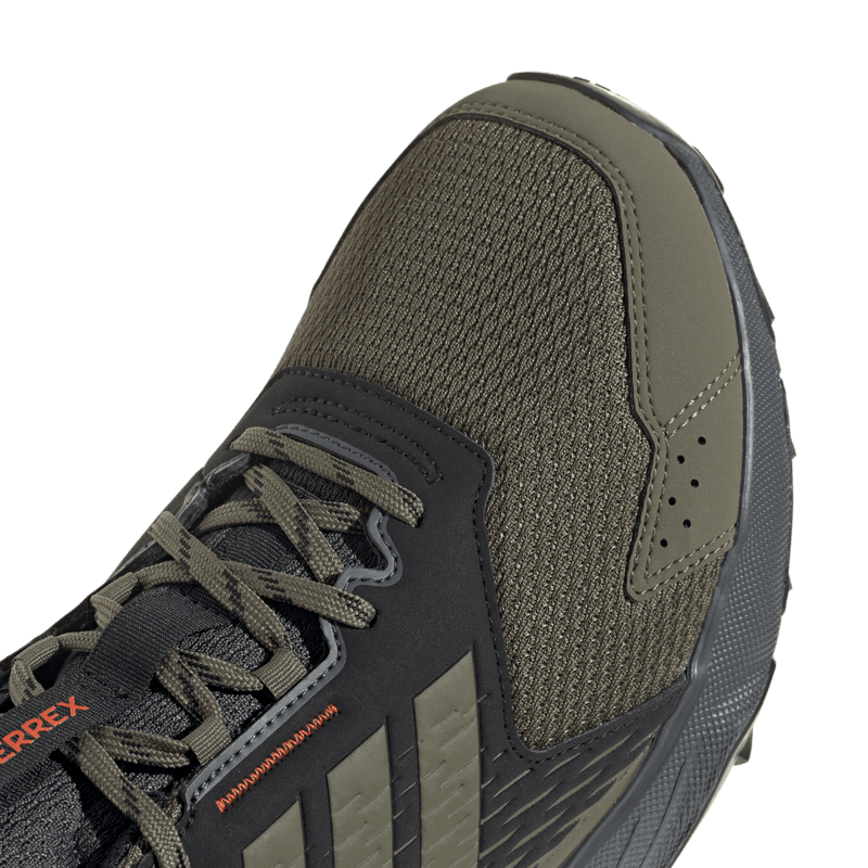 Tenis-adidas-para-hombre-Terrex-Tracefinder-para-outdoor-color-verde.-Par-Laterales