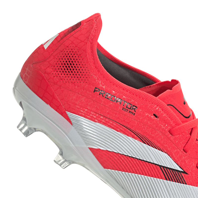 Guayos-adidas-para-hombre-Predator-Pro-Fg-para-futbol-color-rojo.-Lateral-Y-Suela
