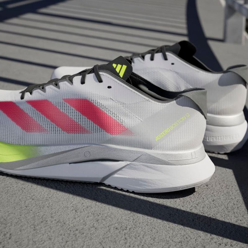 Tenis-adidas-para-hombre-Adizero-Boston-12-M-para-correr-color-gris.-Mktg-Vista-9
