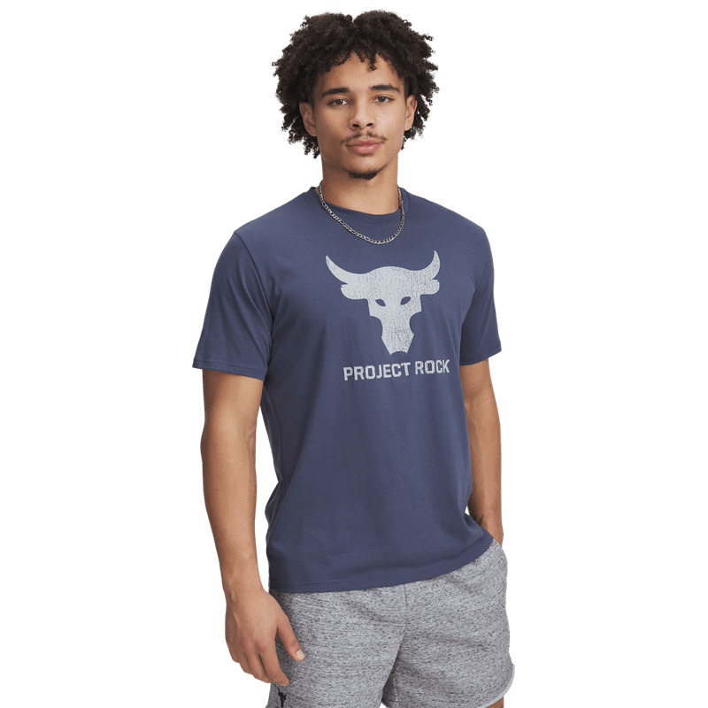 Camiseta-Manga-Corta-under-armour-para-hombre-Ua-Pjt-Rck-Brahma-Bull-Ss-para-moda-color-gris.-Frente-Sin-Modelo