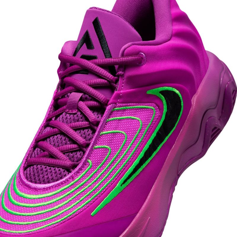 Tenis-nike-para-hombre-Giannis-Immortality-4-para-baloncesto-color-morado.-Detalle-1