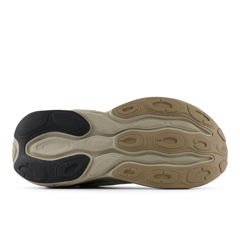 Tenis-new-balance-para-hombre-More-V5-para-correr-color-beige.-Suela