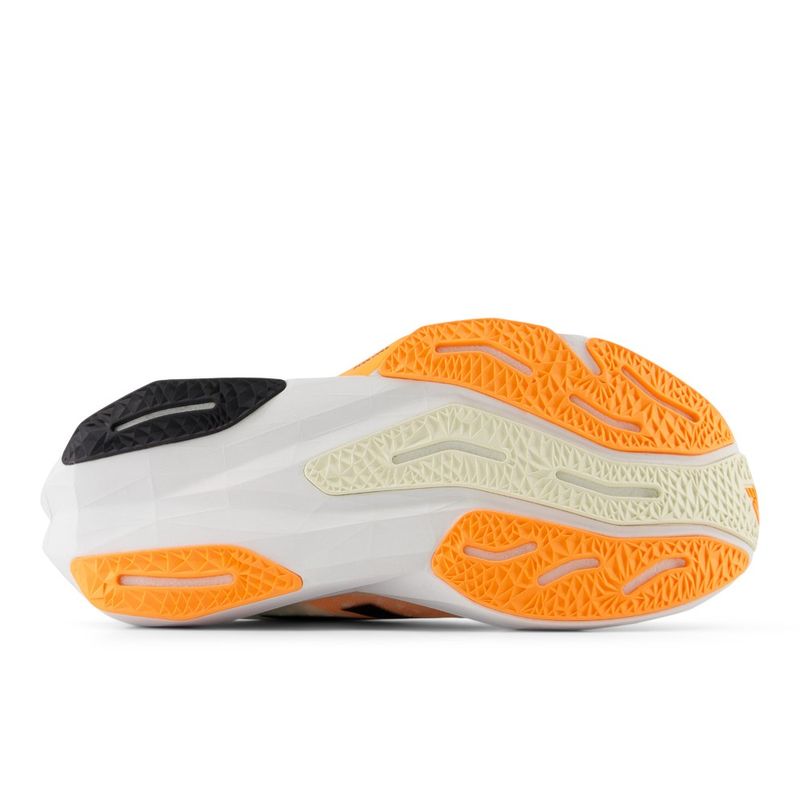 Tenis-new-balance-para-mujer-Rebel-V4-para-correr-color-blanco.-Suela