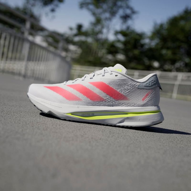 Tenis-adidas-para-mujer-Adizero-Sl2-W-para-correr-color-gris.-Mktg-Vista-31