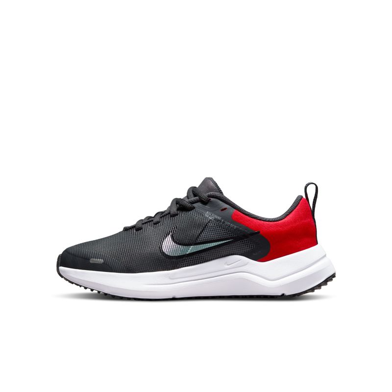 Tenis-nike-para-niño-Nike-Downshifter-12-Nn-Gs-para-moda-color-negro.-Lateral-Externa-Izquierda