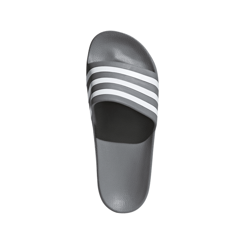 Tenis-adidas-unisex-Adilette-Aqua-para-moda-color-gris.-Capellada