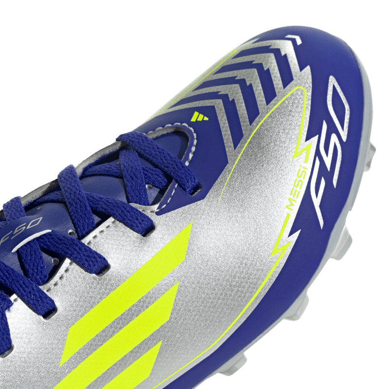 Guayos-adidas-unisex-F50-Club-Fg-Mg-J-Me-para-futbol-color-gris.-Par-Laterales