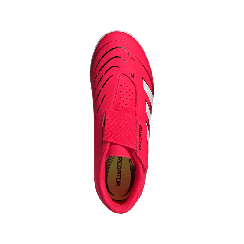 Guayos-adidas-unisex-Predator-Club-Vel-T-para-futbol-color-rojo.-Vista-Lateral-Pares