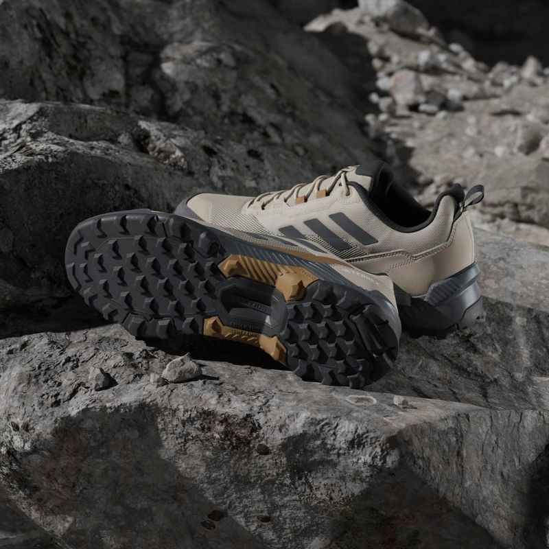 Tenis-adidas-para-hombre-Terrex-Eastrail-2-para-outdoor-color-beige.-Mktg-Vista-21