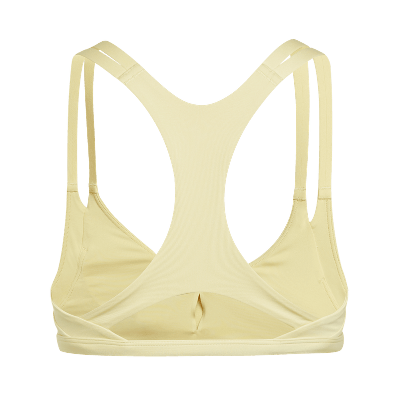 Top-adidas-para-mujer-Aerim-Ls-Strngt-para-entrenamiento-color-amarillo.-Frente-Sobre-Modelo