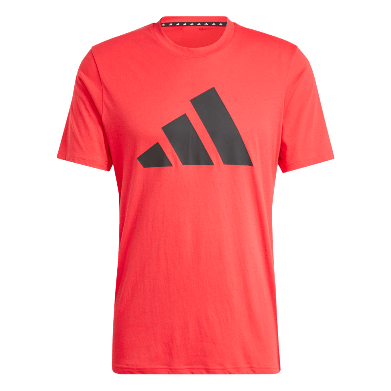 Camiseta-Manga-Corta-adidas-para-hombre-Tr-Es-Fr-Logo-T-para-entrenamiento-color-rojo.-Frontal-Sobre-Modelo