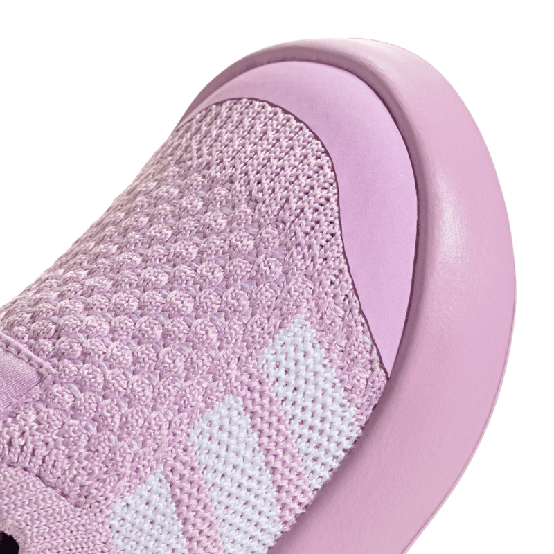 Tenis-adidas-unisex-Bubblecomfy-I-para-moda-color-morado.-Lateral-Y-Suela