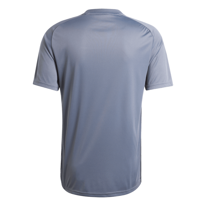 Camiseta-De-Equipo-adidas-para-hombre-Tiro-Es-Jsy-para-futbol-color-gris.-Frente-Sobre-Modelo
