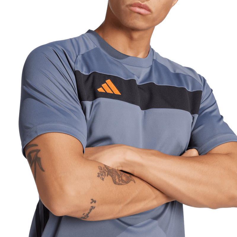 Camiseta-De-Equipo-adidas-para-hombre-Tiro-Es-Jsy-para-futbol-color-gris.-Detalle-1