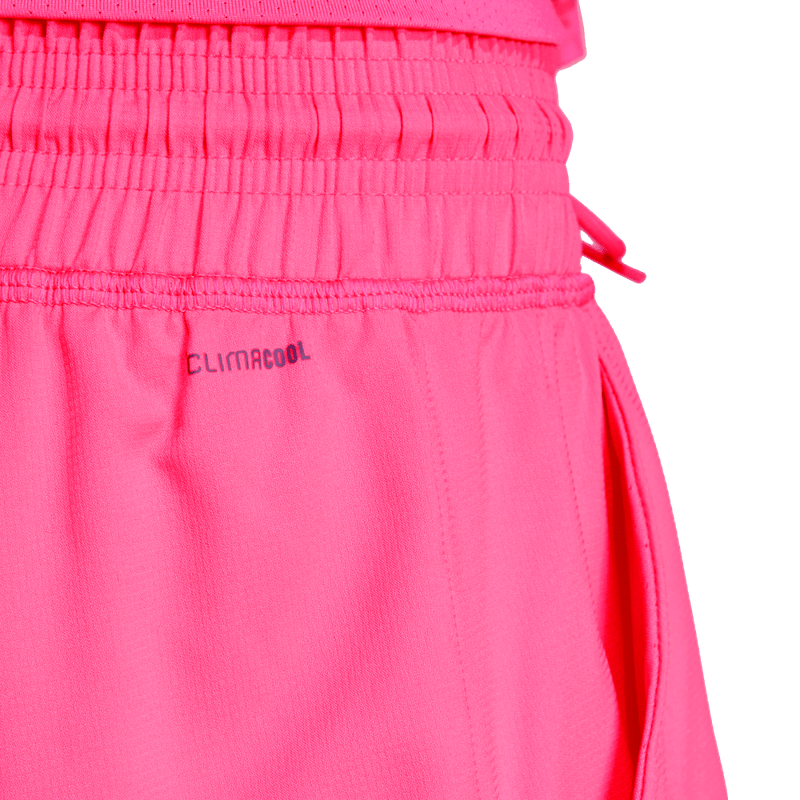 Pantaloneta-adidas-para-mujer-Club-Short-para-tenis-color-rosado.-Detalle-1