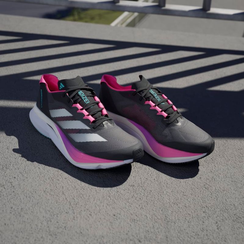 Tenis-adidas-para-mujer-Adizero-Boston-12-W-para-correr-color-gris.-Mktg-Vista-4