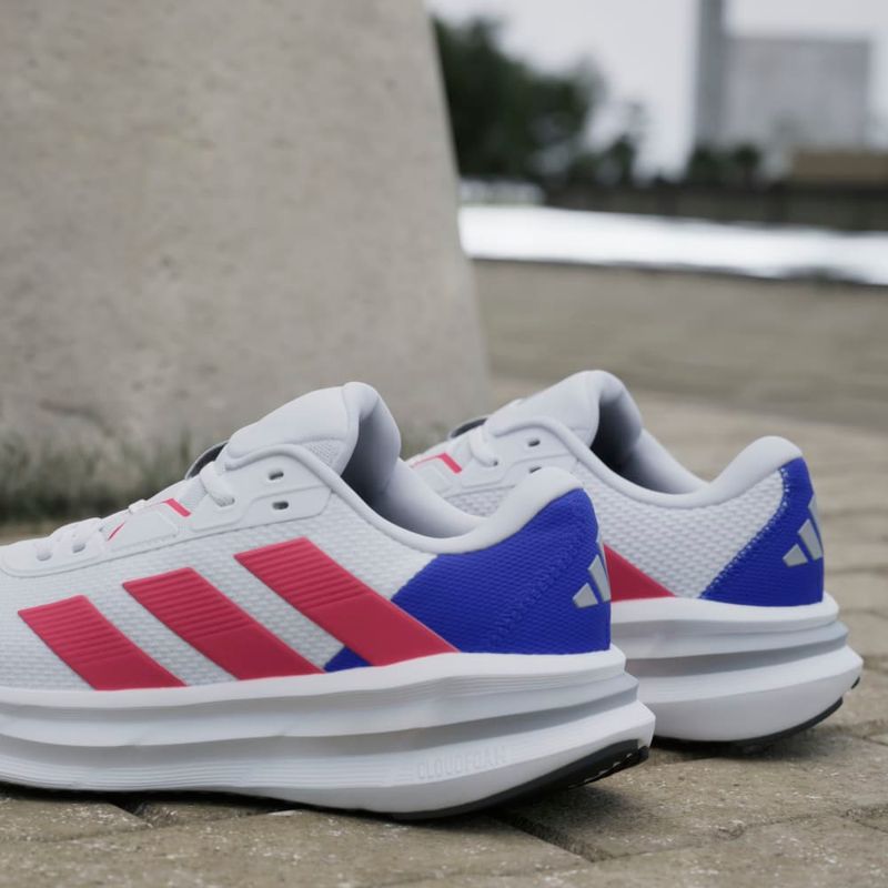 Tenis-adidas-para-hombre-Galaxy-7-M-para-correr-color-blanco.-Mktg-Vista-9