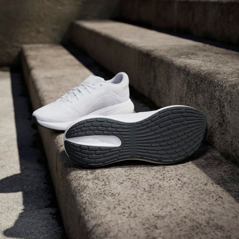 Tenis-adidas-unisex-Response-Runner-U-para-correr-color-blanco.-Mktg-Vista-3