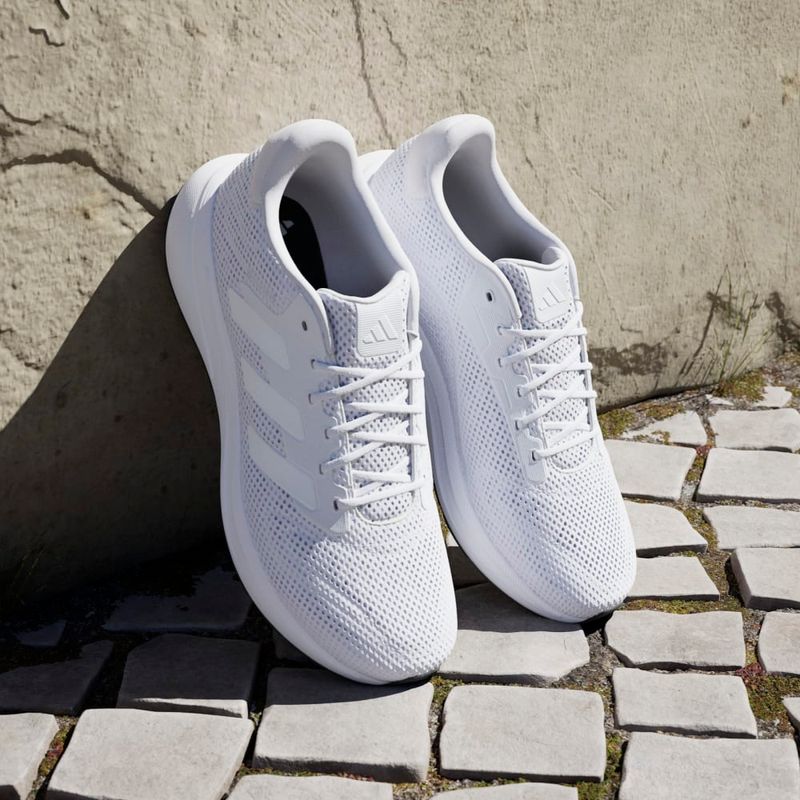 Tenis-adidas-unisex-Response-Runner-U-para-correr-color-blanco.-Mktg-Vista-4