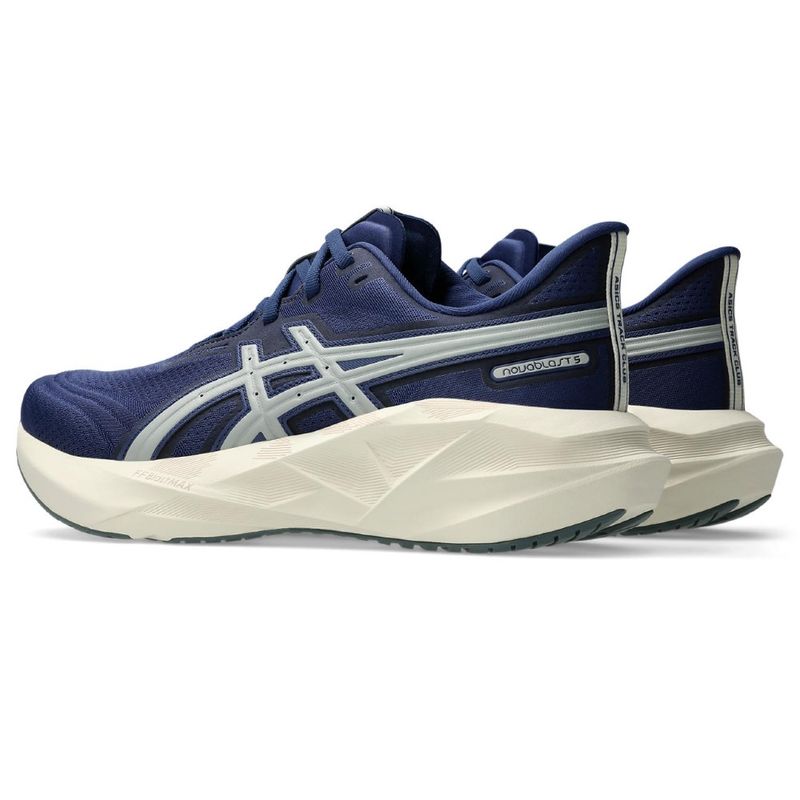 Tenis-asics-para-hombre-Novablast-5-Atc-para-correr-color-azul.-Detalle-1