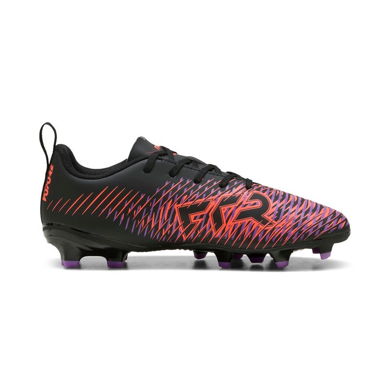 Guayos-puma-para-niño-Future-8-Play-Fg-Ag-Jr-para-futbol-color-negro.-Lateral-Externa-Derecha